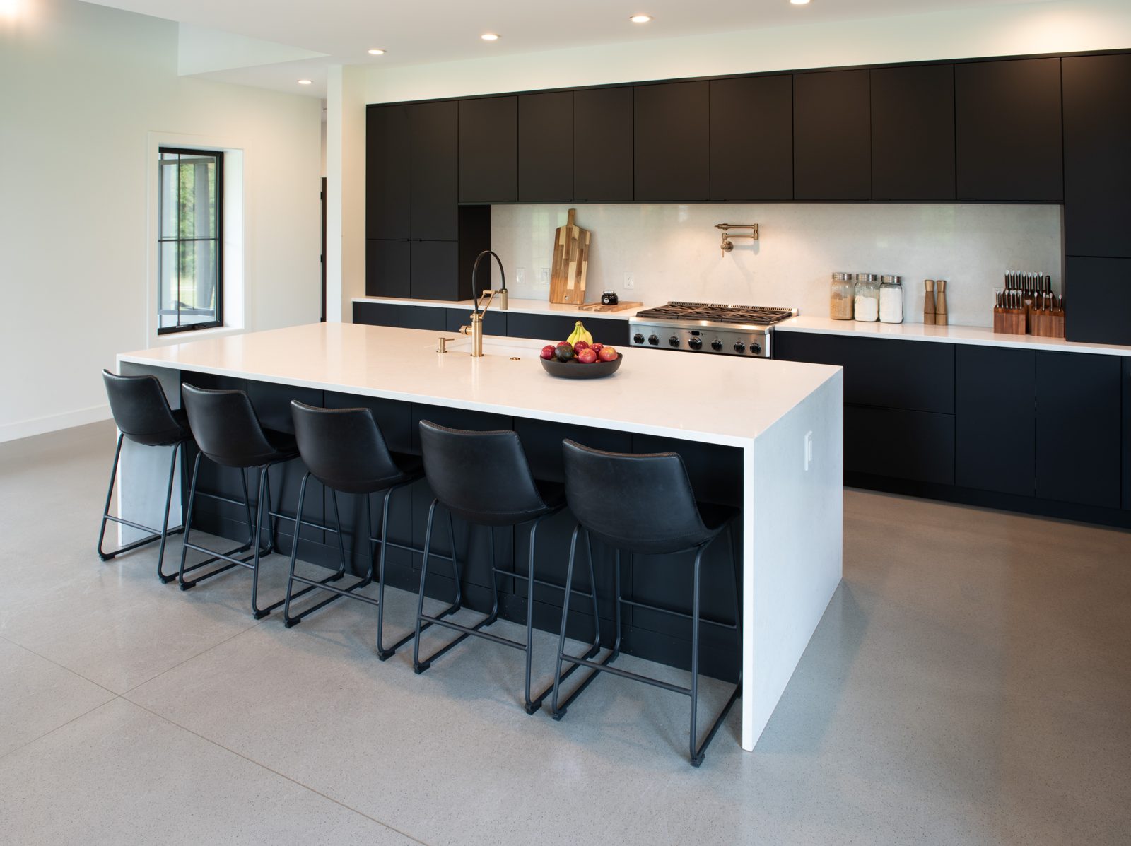 Eclipse Custom Shop frameless kitchen by Triumph