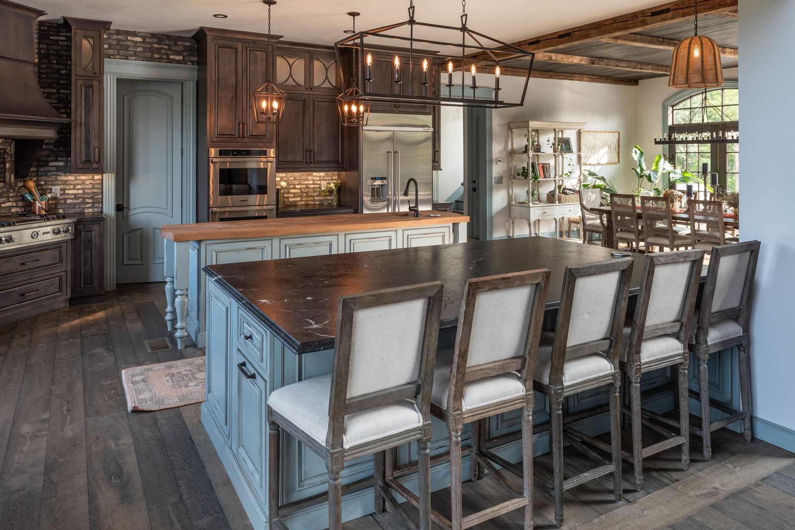Best tier, Shiloh Custom Shop lodge kitchen